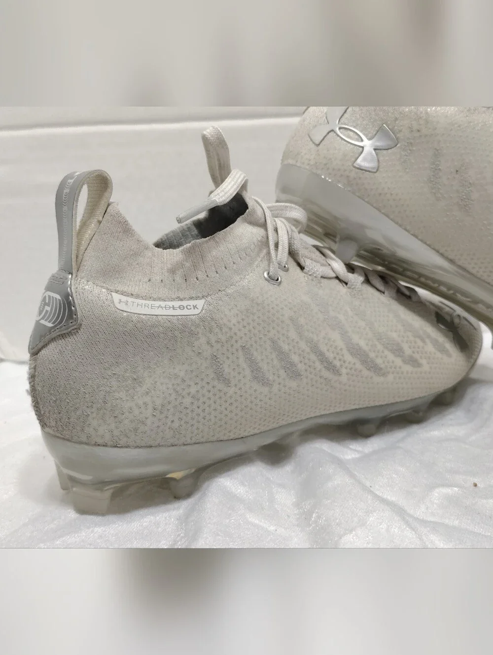 Under Armour Spotlight Lux MC, Men # 9.5 Football Cleats Excellent Condition